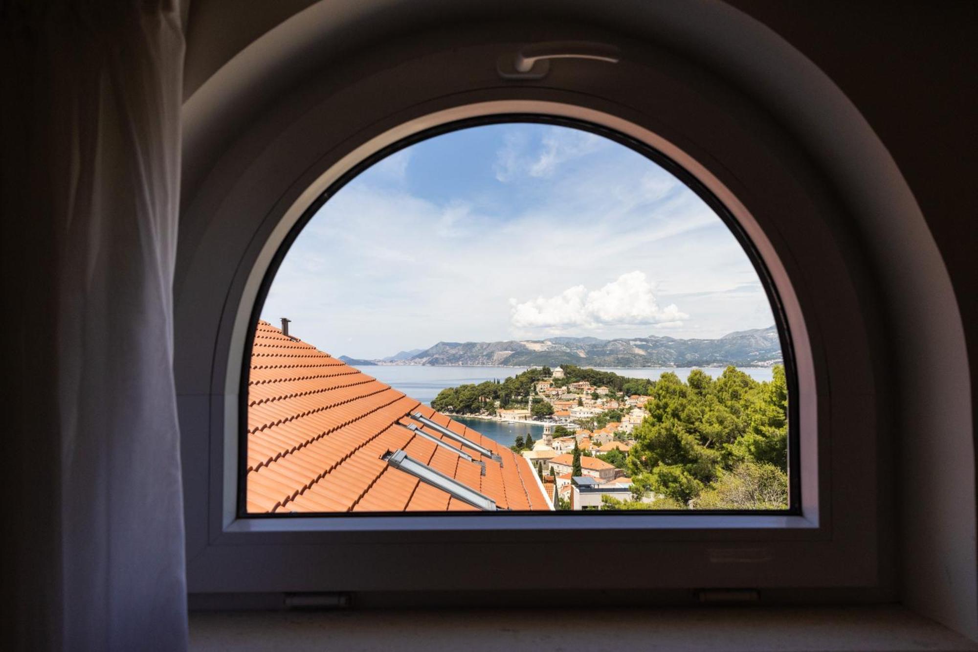 Apartment Luxury Penthouse With Sea View *